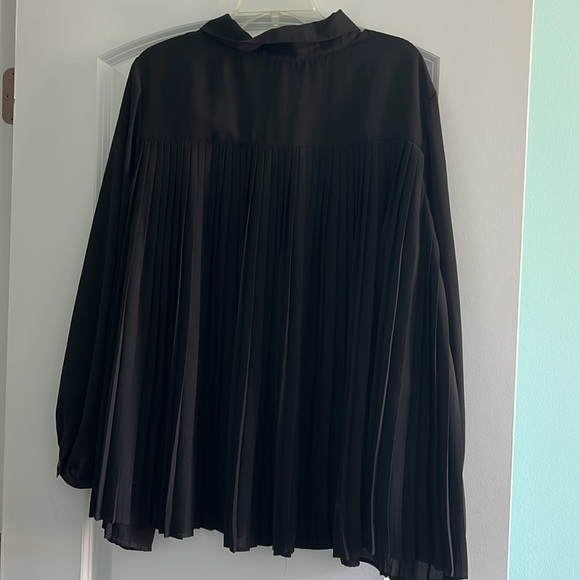 Adrianna Papell Black Pleated Tunic Blouse - Picture 6 of 7